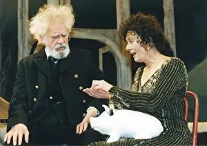 Images Dated 18th March 1992: Vanessa Redgrave and Paul Schofield in Heartbreak House by George Bernard Shaw at Theatre