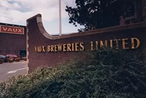 Images Dated 14th September 1998: The Vaux Brewery in Sunderland - on the day that it was announced that the North East
