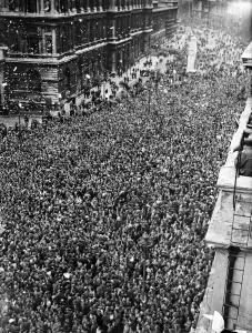 00714 Gallery: VE Day celebrations in London at the end of the Second World War