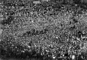 00714 Gallery: VE Day celebrations in London at the end of the Second World War