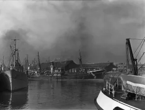 Victoria Fishing Co Ltd Hull sidewinder trawler Olvina (H139 Victoria Fishing Co Ltd Hull sidewinder trawler Olvina (H139