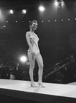 Images Dated 10th November 1971: Waltraud Lucas, Miss Austria, parades on the catwalk during the Miss World beauty contest