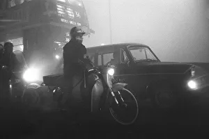 Weather London Smog December 1962 Traffic crawling along at 2mph in the London Smog Weather London Smog December 1962 Traffic crawling along at 2mph in the London Smog