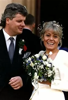 Images Dated 18th March 1990: Wendy Richard Actress On Her Wedding Day A©Mirrorpix