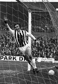 West Bromwhich Albion v. Sheffield Wednesday. Jeff Astle scores Albion' West Bromwhich Albion v. Sheffield Wednesday. Jeff Astle scores Albion'