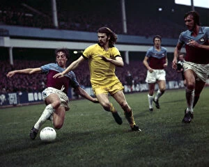 Images Dated 7th February 1976: West Ham v Tottenham Hotspur 1976 Geoff Pike of West Ham