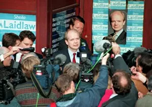 Images Dated 3rd November 1997: William Hague MP on streets of Paisley November 1997