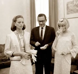 00140 Gallery: William Holden cocktail party August 1964 1960s