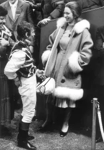 WILLIE CARSON AND PRINCESS ANNE LAUGHING - 13 DECEMBER 1979 WILLIE CARSON AND PRINCESS ANNE LAUGHING - 13 DECEMBER 1979
