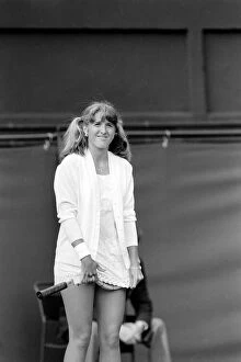 Wimbledon 1980: 2nd day. Tracey Austin vs. Miss A. Moulton. Tracey Austin