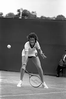 Images Dated 30th June 1980: Wimbledon 1980. 7th day. Pam Shriver vs. B. J. King. Pam Shriver in action today (Monday)