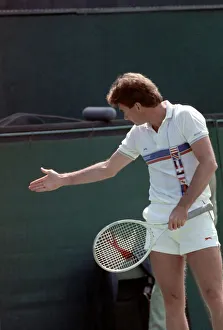 Images Dated 23rd June 1988: Wimbledon. Jimmy Connors. June 1988 88-3372-016
