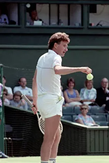 Images Dated 23rd June 1988: Wimbledon. Jimmy Connors. June 1988 88-3372-047