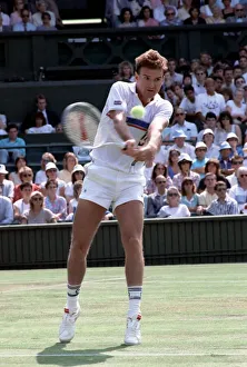 Images Dated 23rd June 1988: Wimbledon. Jimmy Connors. June 1988 88-3372-073