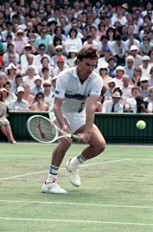 Images Dated 23rd June 1988: Wimbledon. Jimmy Connors. June 1988 88-3372-077