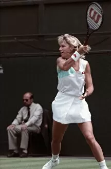 Images Dated 25th July 1988: Wimbledon Tennis. Chris Evert. July 1988 88-3421-013