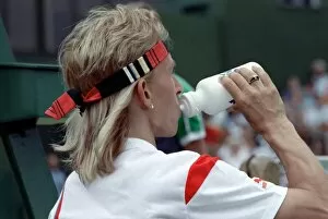 Images Dated 25th June 1988: Wimbledon Tennis. Martina Navratilova. June 1988 88-3422-020