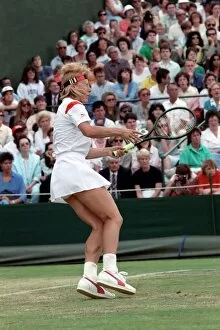 Images Dated 25th June 1988: Wimbledon Tennis. Martina Navratilova. June 1988 88-3422-004