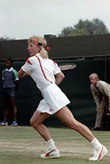 Images Dated 25th June 1988: Wimbledon Tennis. Martina Navratilova. June 1988 88-3422-015