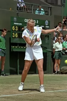Wimbledon Tennis. Monica seles. Action. June 1989 89-3908-042