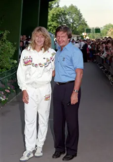 Wimbledon Tennis. Steffi Graff & Dad. July 1989 89-3971 Wimbledon Tennis. Steffi Graff & Dad. July 1989 89-3971