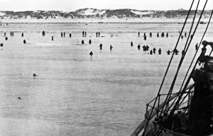The withdrawal from Dunkirk in Northern France showing British Expeditionary Force troops The withdrawal from Dunkirk in Northern France showing British Expeditionary Force troops