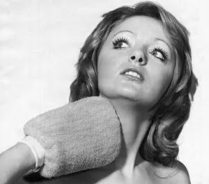 Women - Beauty Culture - The Riffi Massage Mitt Women - Beauty Culture - The Riffi Massage Mitt