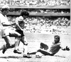 World Cup 1986 England 1 Argentina 2 Quarter Finals Maradona scores an