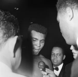 The Louisville Lip Gallery: World Heavyweight Championship fight between Muhammad Ali and Brian London at Earls Court