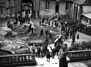 WW2 First contingent of French ATS women to return to their country after Allied WW2 First contingent of French ATS women to return to their country after Allied