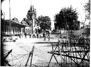 WW2 - October 1939 Cathedral of Strasbourg protected against bombardment WW2 - October 1939 Cathedral of Strasbourg protected against bombardment
