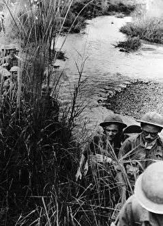 00154 Gallery: WW2 patrol advancing through the rushes on their way to Mohnyin