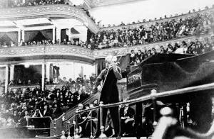 Yehudi Menuhin seen here playing at the Royal Albert Hall. October 1930 Yehudi Menuhin seen here playing at the Royal Albert Hall. October 1930