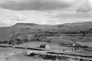 Images Dated 24th October 1982: Yorkshire Dales, North Yorkshire. Sunday 24th October 1982