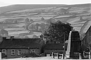 Images Dated 24th October 1982: Yorkshire Dales, North Yorkshire, Sunday 24th October 1982
