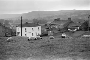 Images Dated 24th October 1982: Yorkshire Dales, Sunday 24th October 1982. Richmond, Swaledale, North Yorkshire DL11 6SN