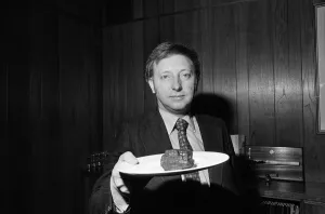 Images Dated 1st April 1977: Yorkshire mineworkers leader Arthur Scargill has it on a plate