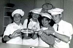 Images Dated 1st November 1988: Four young cooks prepare and serve their own food ideas to four famous chefs at the Savoy