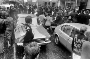 Images Dated 6th August 1977: Youth Culture / Music / Police / Street scenes.'Punk Rock'. August 1977 77-04262-006