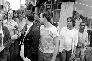 Images Dated 6th August 1977: Youth Culture / Music / Police / Street scenes.'Punk Rock'. August 1977 77-04262-015