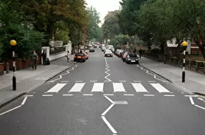 Images Dated 25th September 1994: Zebra crossing at Abbey Road studio in London 1994