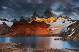 Laguna de Los Tres and Mount Fitz Roy Print