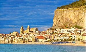 Images Dated 10th May 2013: Old town view with cathedral and La Rocca hill, Cefalu, Sicily, Italy