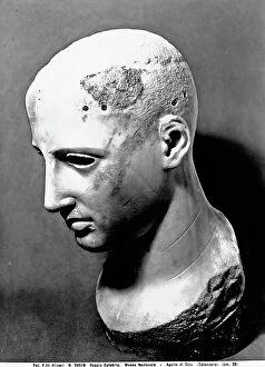 Images Dated 5th May 2011: Apollo di Ciro, in the National Museum of Reggio Calabria