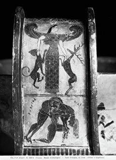 Images Dated 26th January 2011: Artemis winged animals and Ajax as a lady carrying the body of Achilles killed