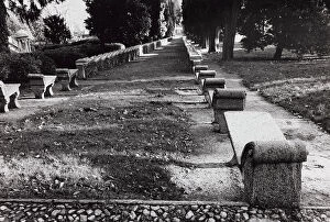 Images Dated 17th September 2014: Benches at Villa d'Este