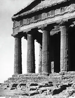 Temple Prints: Detail of the doric front of the Concordia temple in the Valley of the Temples, Agrigento
