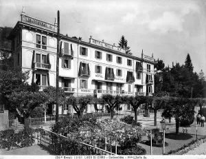 Street Art Prints: Facade of the Belle Ile Hotel in Cadenabbia, Griante