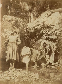 Images Dated 8th June 2012: Full-length portrait of three peasants in ciociarian dress. Two women are washing clothes in a brook