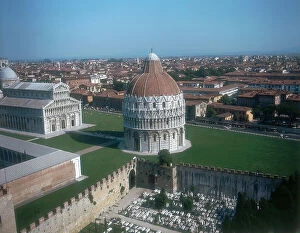 Images Dated 2nd January 2007: Piazza dei Miracoli: Cathedral and the Leaning Tower